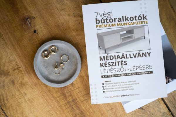 Médiaállvány készítése lépésről lépésre Prémium munkafüzet EBOOK - Image 2